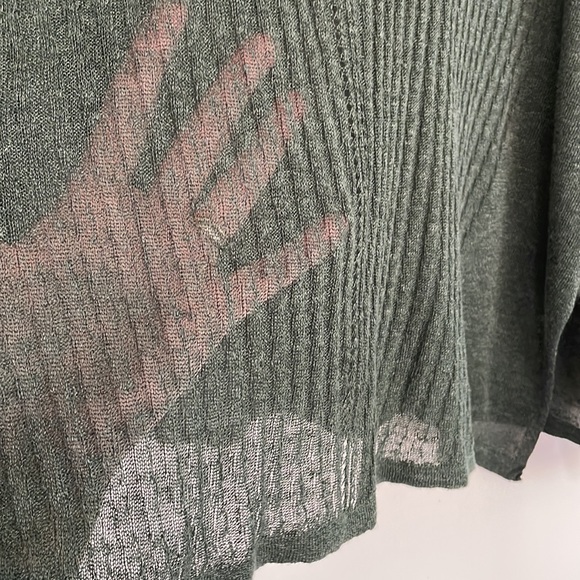 Simply Vera Wang two piece blouse - Picture 8 of 8